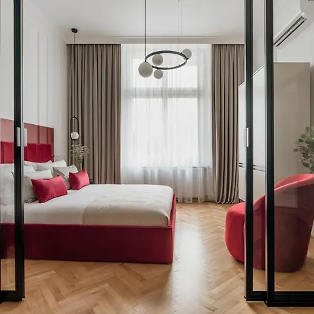 Pinot Noir - Loftaffair Cracovia