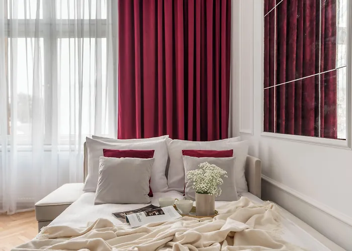 Pinot Noir - Loftaffair * Kraków